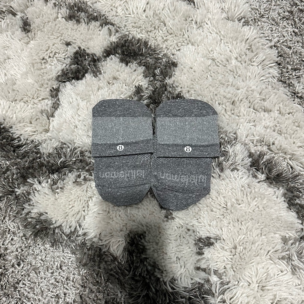 Lululemon find your balance studio ankle sock